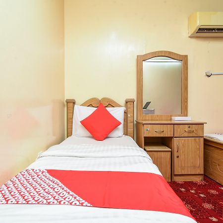 Oyo 157 Al Khaima Hotel Dubai Bagian luar foto