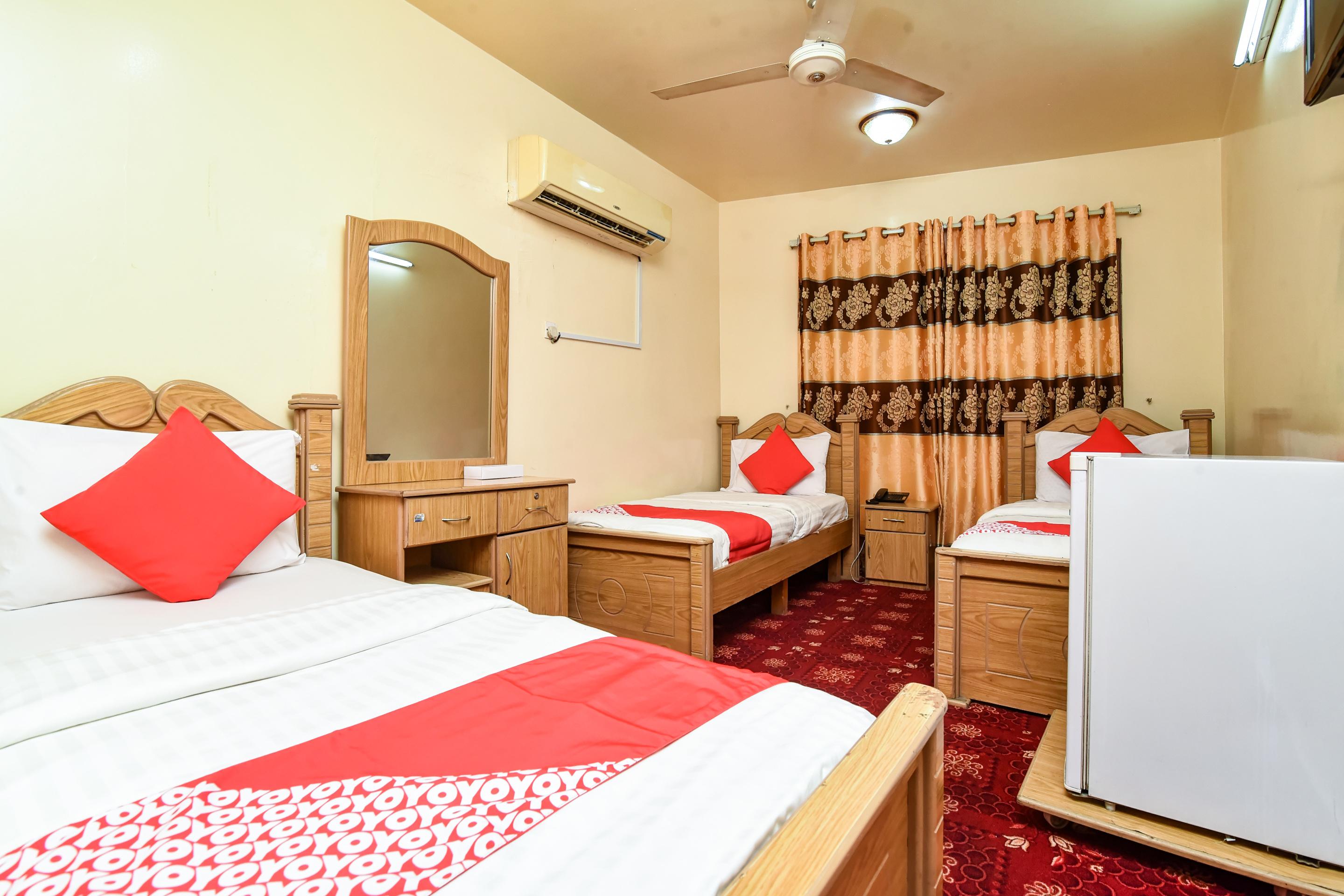Oyo 157 Al Khaima Hotel Dubai Bagian luar foto